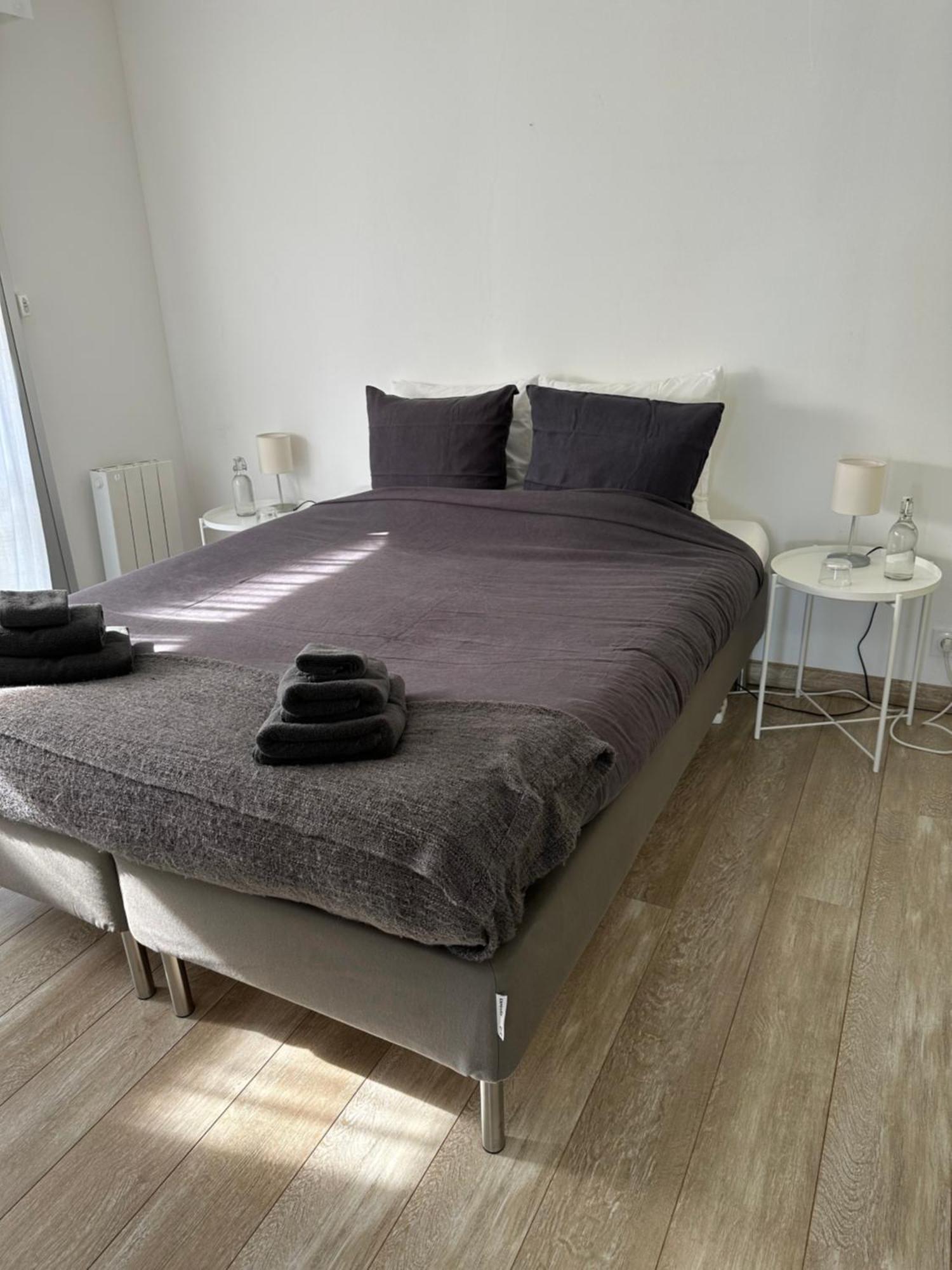 Appartement Design VIII - Port Rosmeur - Sublime Vue Mer 杜瓦讷内 外观 照片